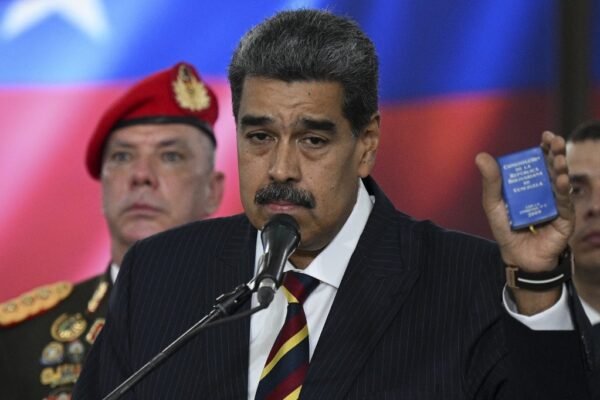 Maduro diz que representantes do TikTok serão convocados para audiência judicial na Venezuela