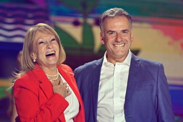 Esquerdista Yamandú Orsi é eleito presidente do Uruguai e derrota conservador Álvaro Delgado Esquerdista Yamandú Orsi é eleito presidente do Uruguai e derrota conservador Álvaro Delgado