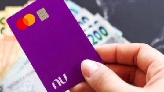 Nubank considera transferir sede para o Reino Unido