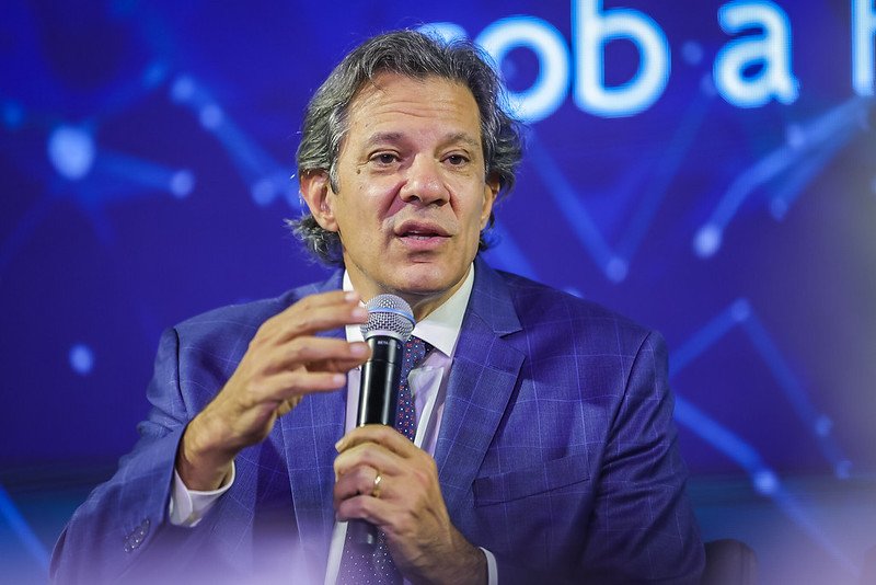 Haddad já fala em fazer ajustes nos cortes de gastos