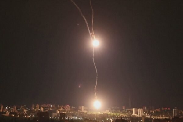 Ucrânia abate oito drones russos, segundo força aérea do país