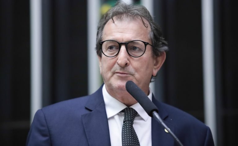 Comissão aprova projeto que proíbe produção e importação de produtos testados em animais