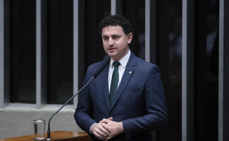 Comissão aprova projeto que direciona saldo remanescente do PIS/Pasep para seguro rural