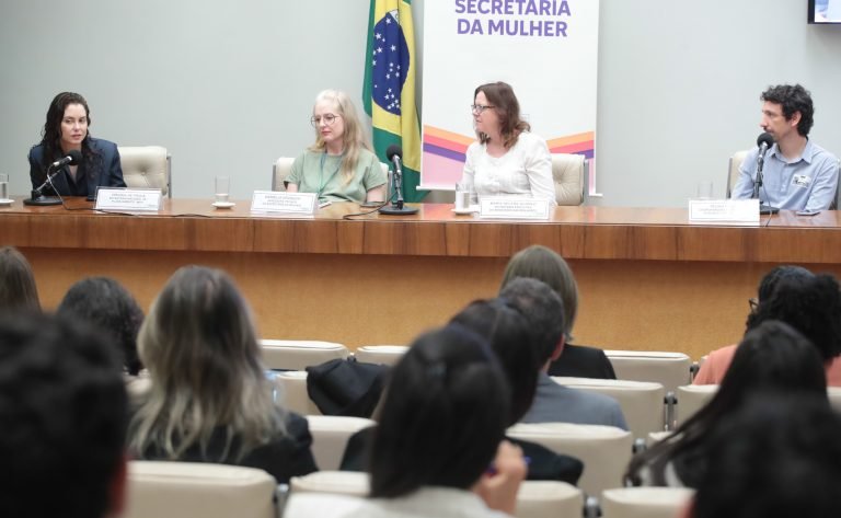 Secretaria da Mulher promove encontro de gestores públicos sobre Orçamento Sensível a Gênero