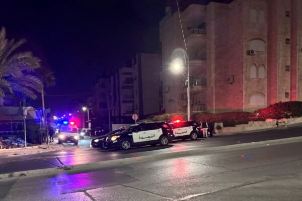 Atirador ataca área perto da embaixada de Israel na Jordânia e é morto pela polícia