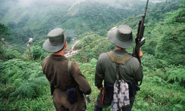 Justiça dos EUA condena ex-líder das Farc a 21 anos de prisão e aplica multa de R$ 6 milhões