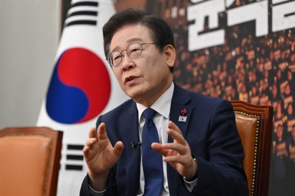 Presidente sul-coreano enfrentará segunda moção de desconfiança no sábado após declaração de lei marcial