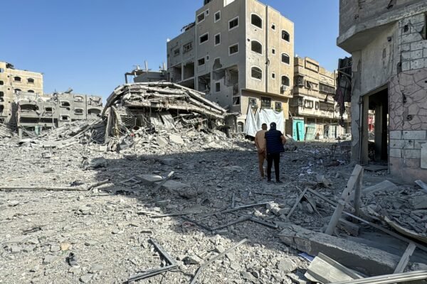 Israel efetuou vários ataques a hospital de Gaza nas últimas horas, dizem autoridades palestinas