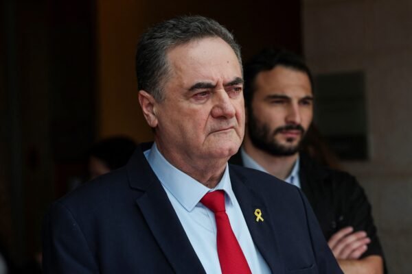 Mortes no Líbano por ataques de Israel passam de 4 mil, diz ministério libanês