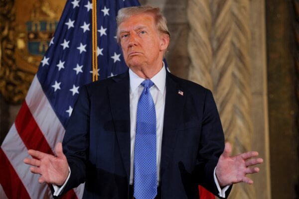 Trump sobre relatos de avistamento de drones: ‘Governo sabe o que está acontecendo. Por alguma razão, não quer comentar’