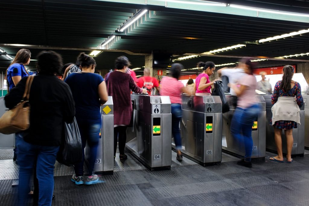 Tarifa de metrô e trens sobe para R$ 5,20 em São Paulo