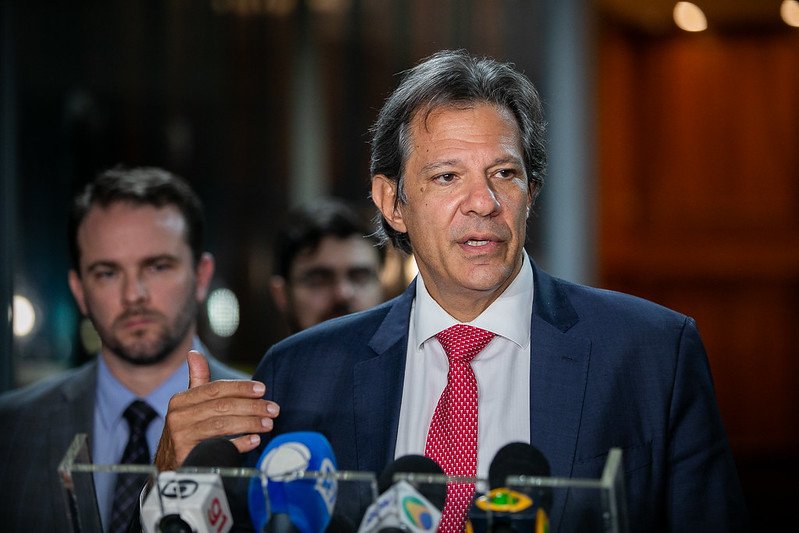 Governo Lula é desaprovado por 90% do mercado financeiro