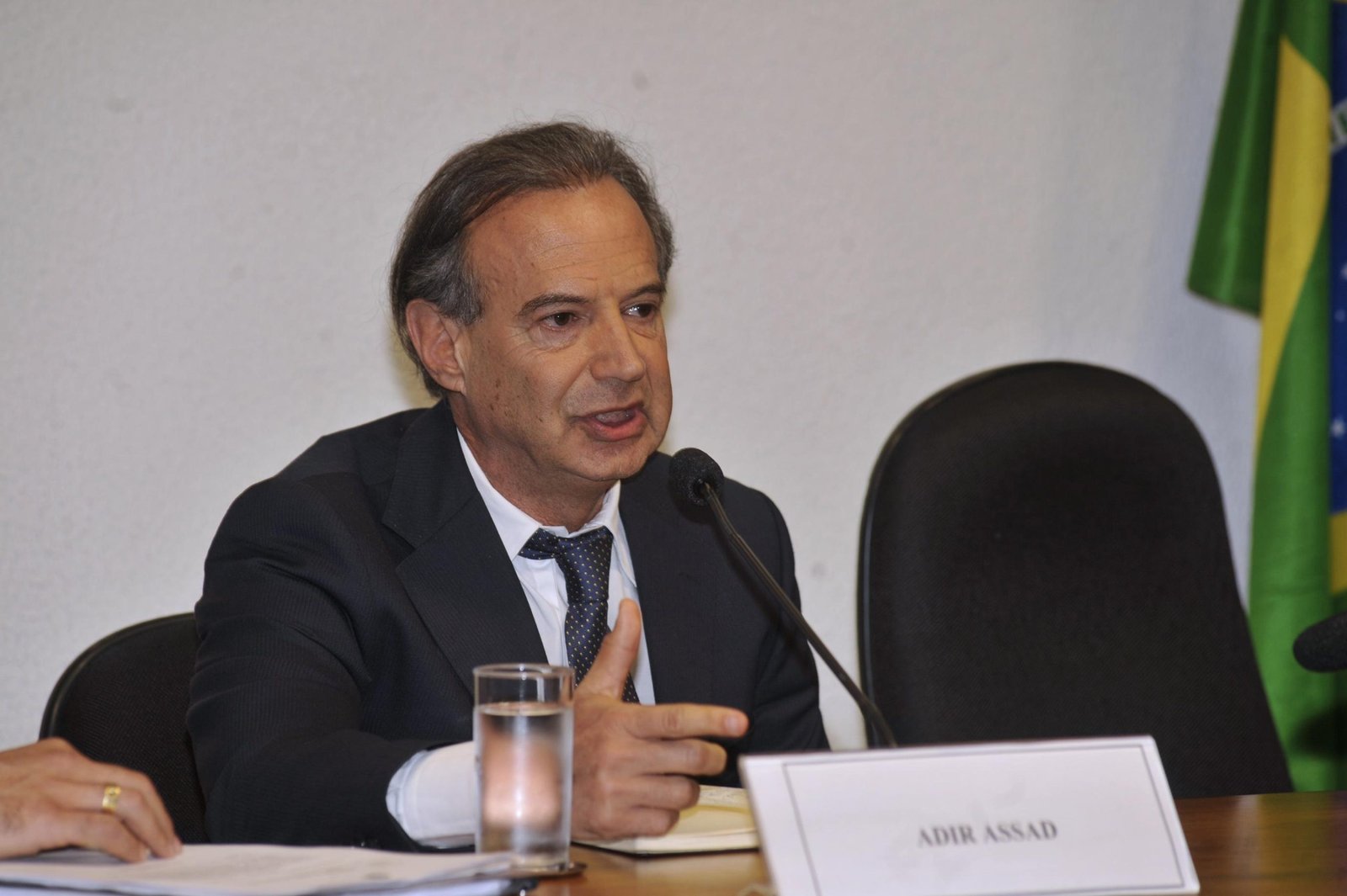 Justiça Eleitoral arquiva processo que envolve Kassab, Mercadante e Marta Suplicy