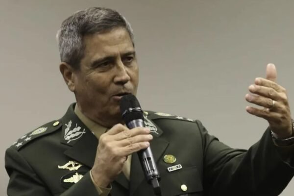 O que diz a defesa de Braga Netto