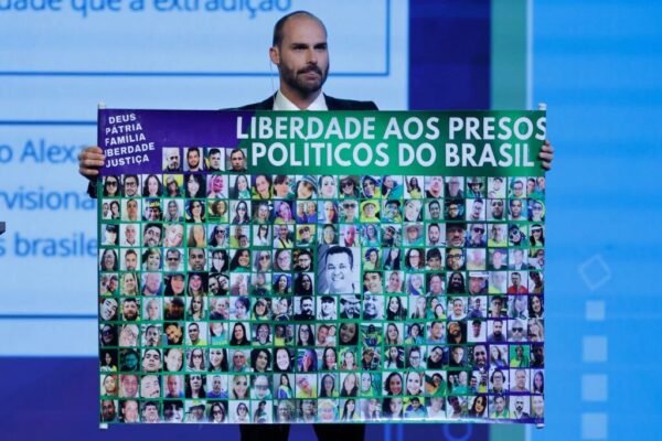 8 de janeiro: processo contra exilados na Argentina é ‘obscuro’, diz advogada