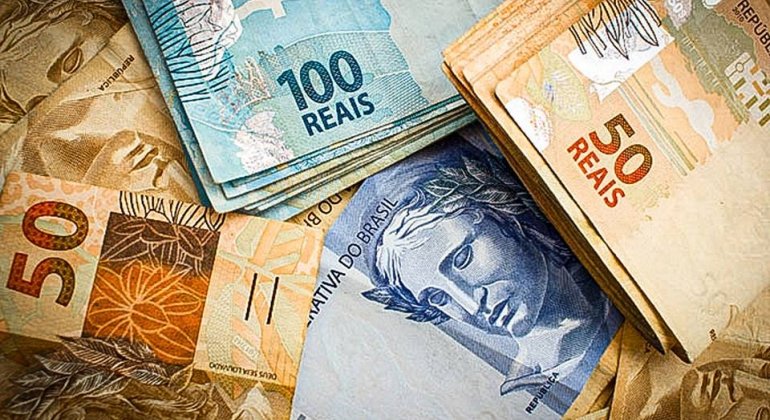 Câmara aprova projeto que renegocia dívidas dos Estados com a União