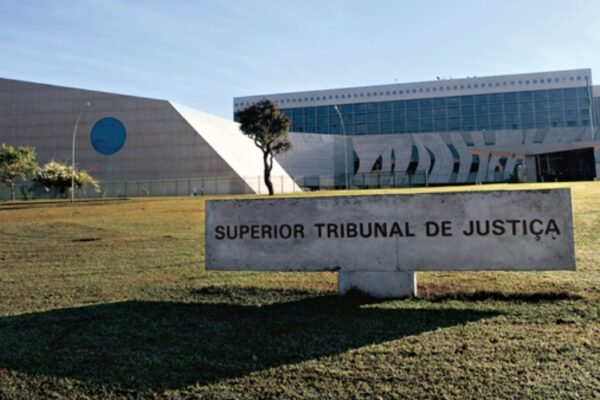 Tribunais concedem bônus a juízes mesmo sem aprovação da PEC do Quinquênio pelo Senado