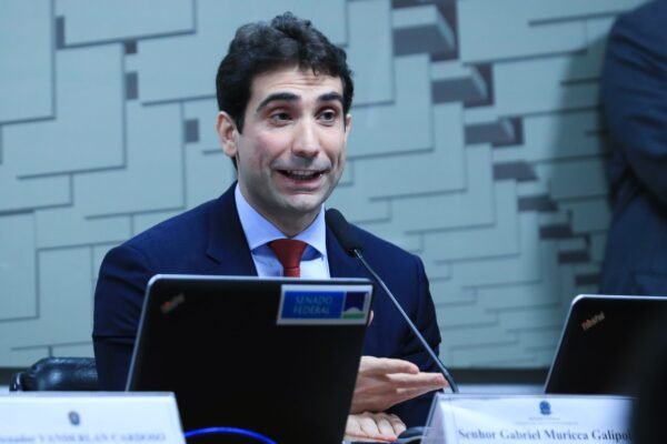 Roberto Campos Neto vota pela última vez sobre juros nesta quarta-feira, 11