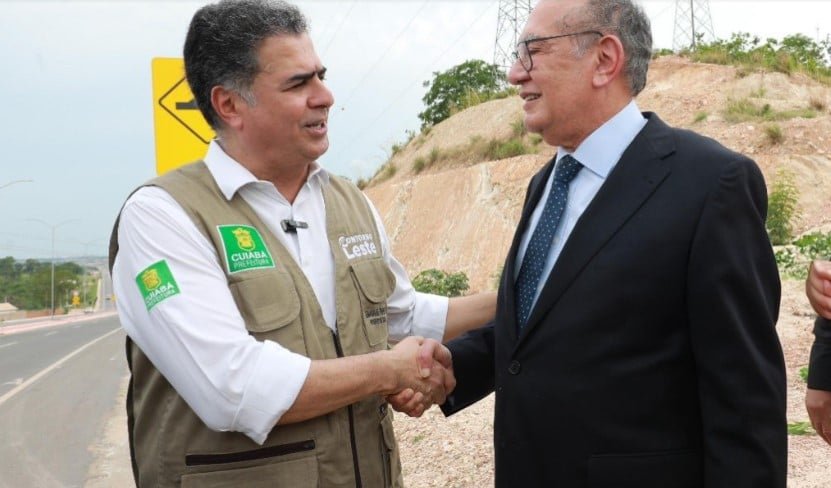 Gilmar Mendes inaugura trecho de rodovia em MT