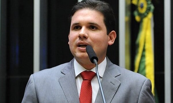 Projeto da anistia ‘não está morto’, diz Lira