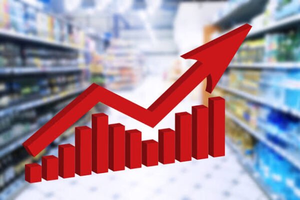 Mercado espera piora ainda maior na inflação e sobe projeção de juros Mercado espera piora ainda maior na inflação e sobe projeção de juros