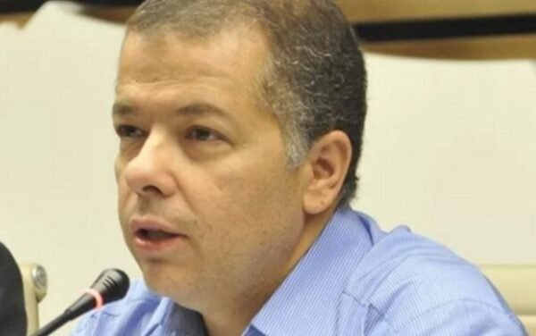 Dono da Amil alertou médicos sobre mal-estar de Lula