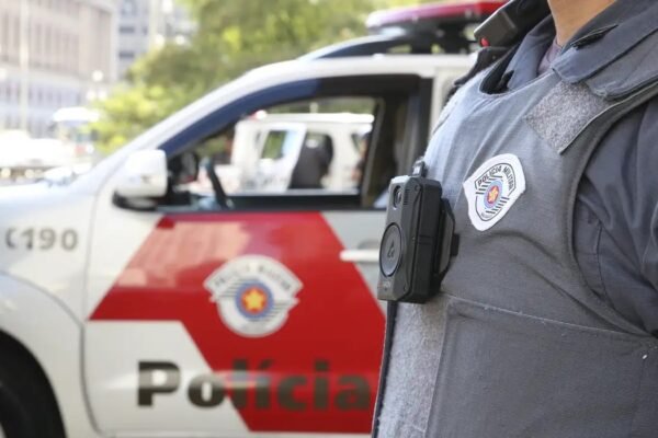 ‘Imensa maioria dos policiais é exemplo’, diz promotor, sobre PM de SP ‘Imensa maioria dos policiais é exemplo’, diz promotor, sobre PM de SP