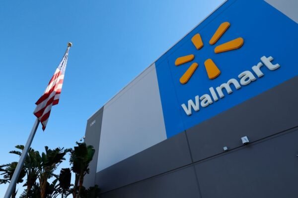 Donos do Walmart voltam ao topo da lista das famílias mais ricas do mundo