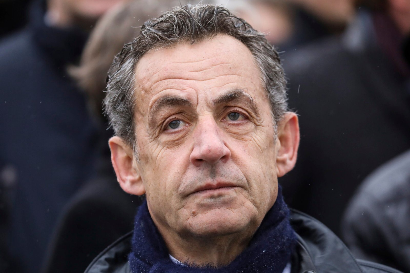 Suprema Corte da França mantém condenação de Sarkozy por corrupção; ex-presidente terá de usar tornozeleira eletrônica