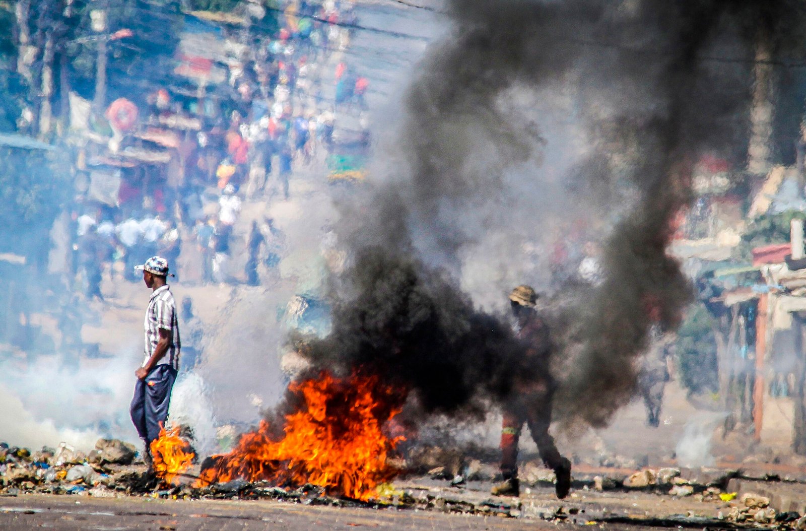 Mais de 1.500 presos fogem em meio a protestos após eleições em Moçambique
