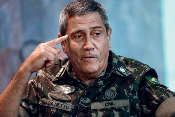 Braga Netto nega participação no suposto plano do golpe Braga Netto nega participação no suposto plano do golpe