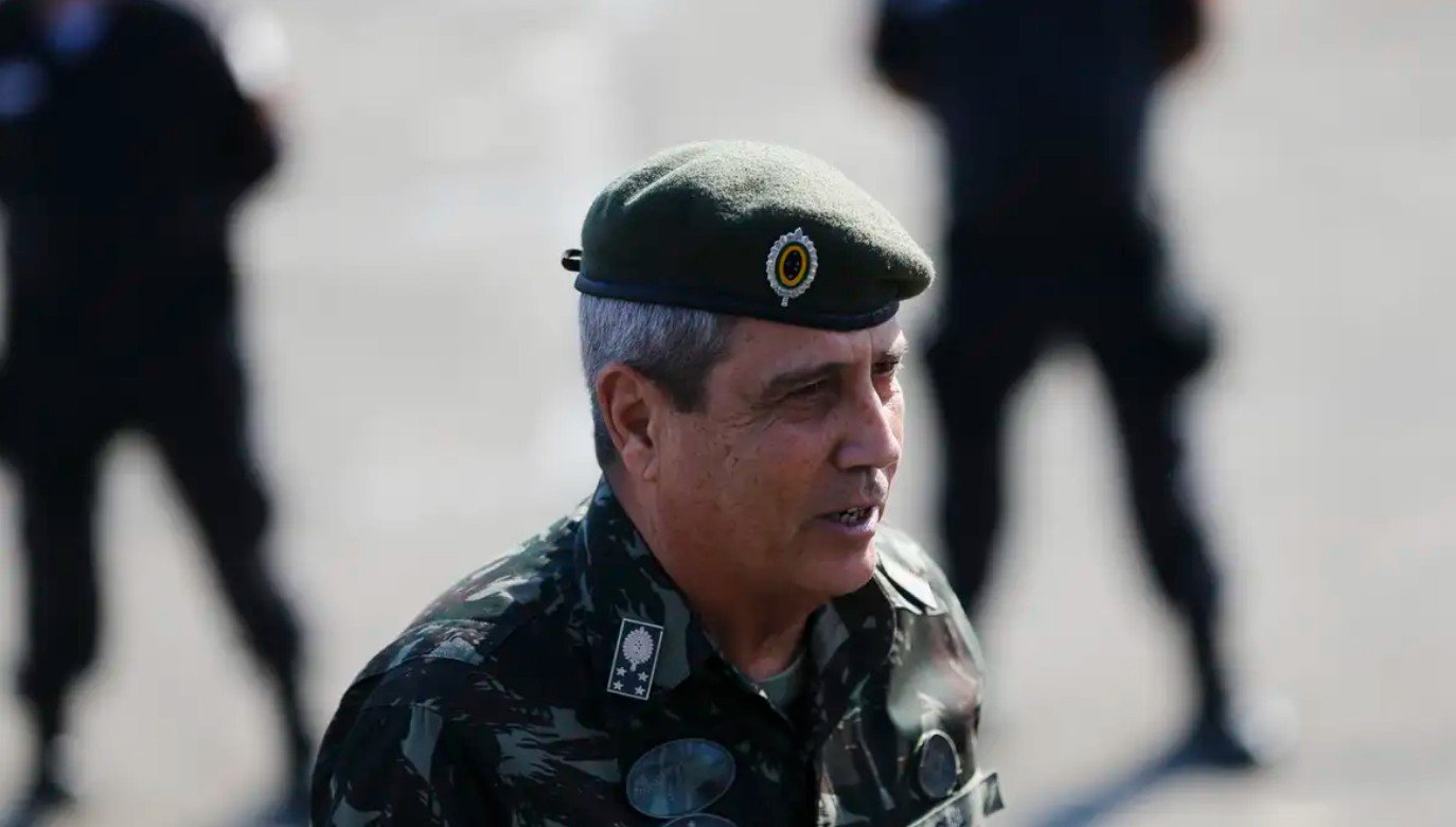 Humorista que apoia Lula ironiza a prisão de Braga Netto ao vivo na Globo
