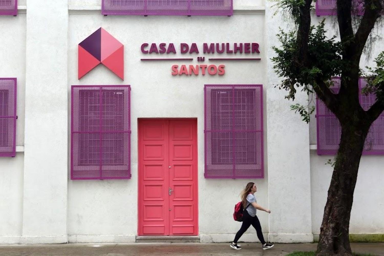 Santos inaugura Casa da Mulher com serviços de apoio a vítimas de violência e cursos de capacitação