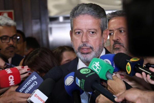 Impasse entre governo Lula e Congresso ameaça liberação de emendas e pacote fiscal