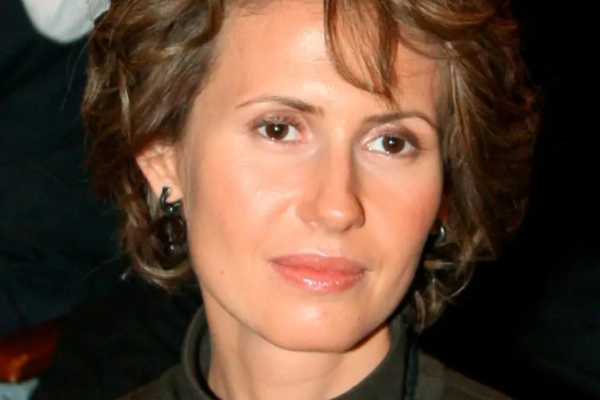 Quem é Asma al-Assad, esposa do presidente deposto da Síria, Bashar al-Assad?