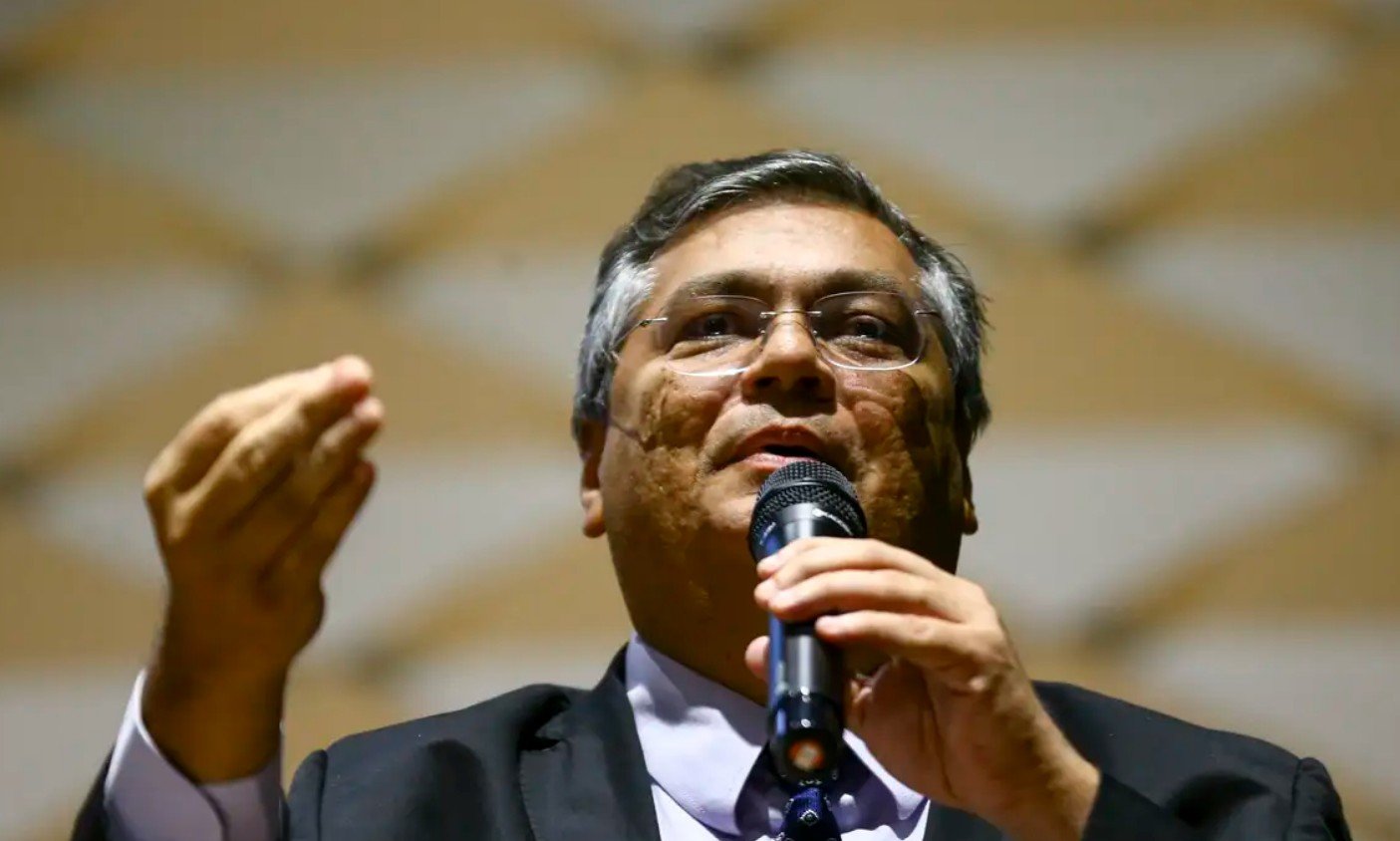 Ações de Flávio Dino no STF ajudam o governo Lula