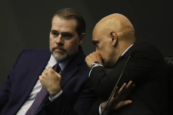 Toffoli ironiza valor das multas aplicadas por Moraes ao X