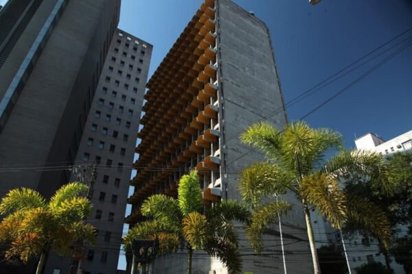 Prodesan abre processo seletivo para 23 vagas; salários chegam até R$ 7,3 mil Prodesan abre processo seletivo para 23 vagas; salários chegam até R$ 7,3 mil