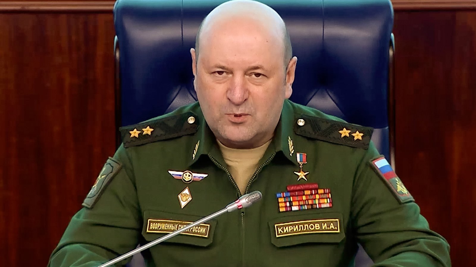 Chefe da defesa nuclear da Rússia e assessor morrem em explosão em Moscou