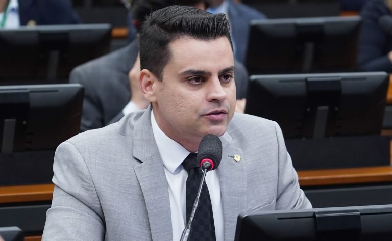 Relatório setorial de infraestrutura, minas e energia do Orçamento de 2025 indica queda nas dotações
