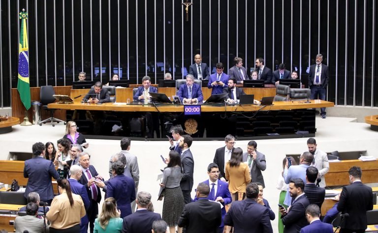 Regulamentação da reforma tributária foi destaque em 2024