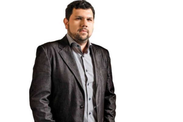 Oswaldo Eustáquio diz que se divorciou ‘por causa do Bolsonaro’