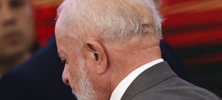 Pimenta diz que Lula não precisa se afastar da Presidência enquanto se recupera