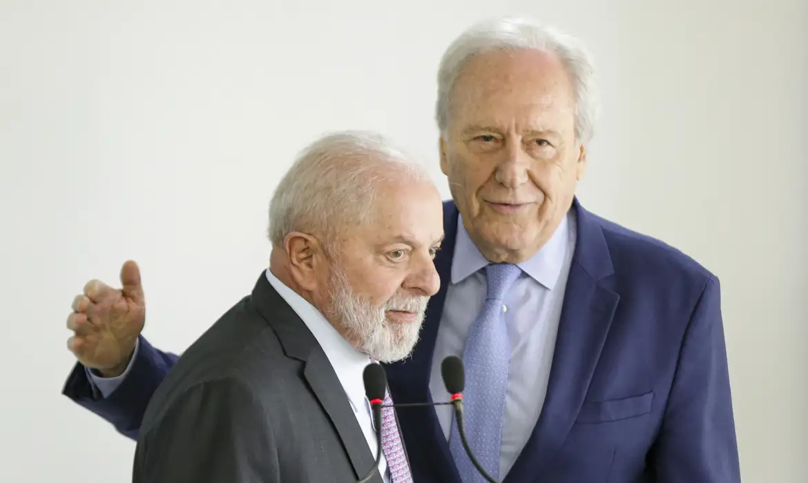 Caiado critica decreto de Lula: ‘Presente de Natal para o crime’