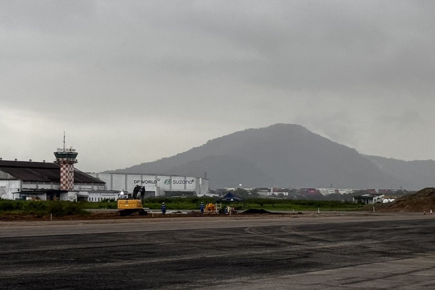 Guarujá assina contrato para Aeroporto Civil Metropolitano com investimento de R$ 2,7 milhões e voo em 2025