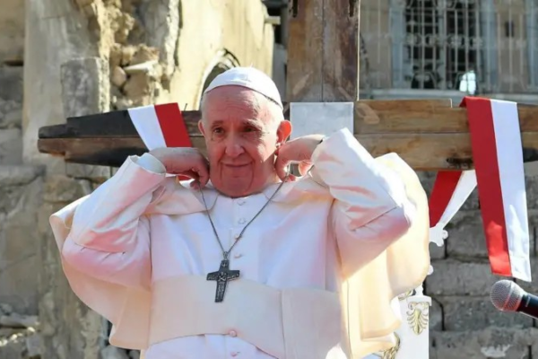 O plano fracassado para assassinar papa Francisco revelado em autobiografia