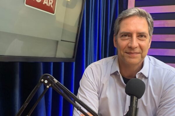 STF censura conta de revista no Twitter/X