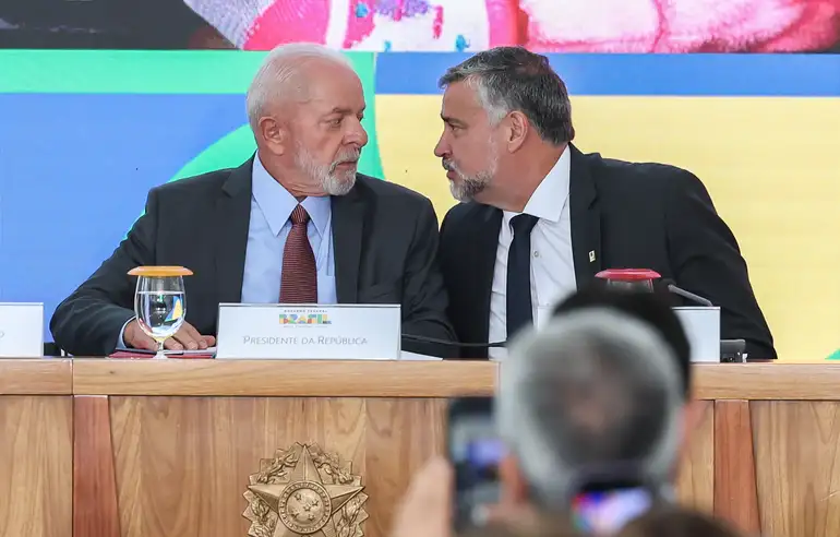 Lula faz 1ª reunião ministerial do ano nesta segunda-feira, 20
