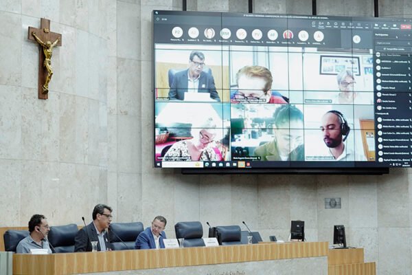 Meios para atrair mais turistas e principais eventos da cidade foram o foco da Comissão de Turismo em 2024