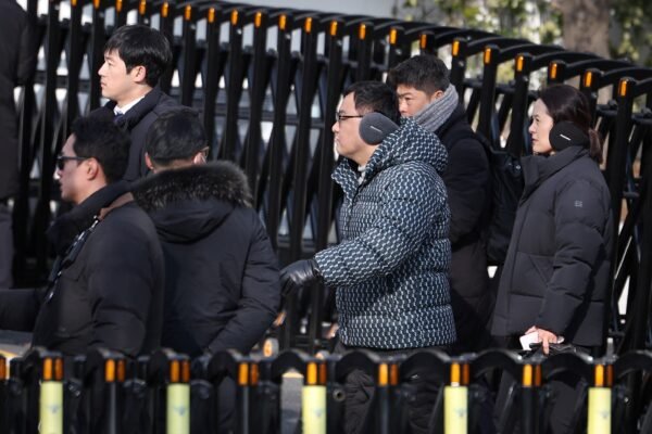 Autoridades suspendem execução de mandado de prisão contra presidente da Coreia do Sul